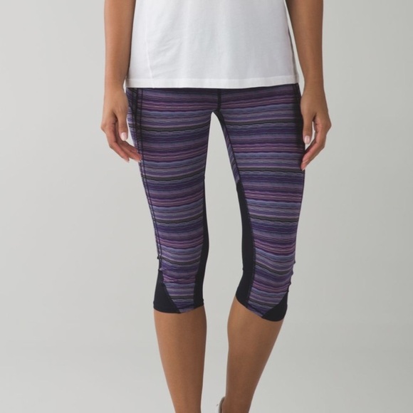 Lululemon Purple Vent It Out Crop Leggings - Picture 1 of 11